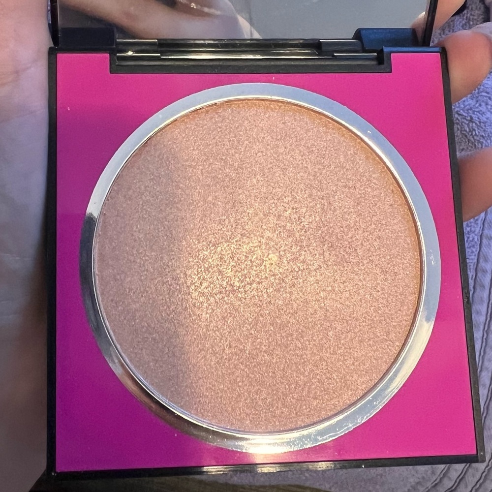 Kylie highlighter and august lipstick